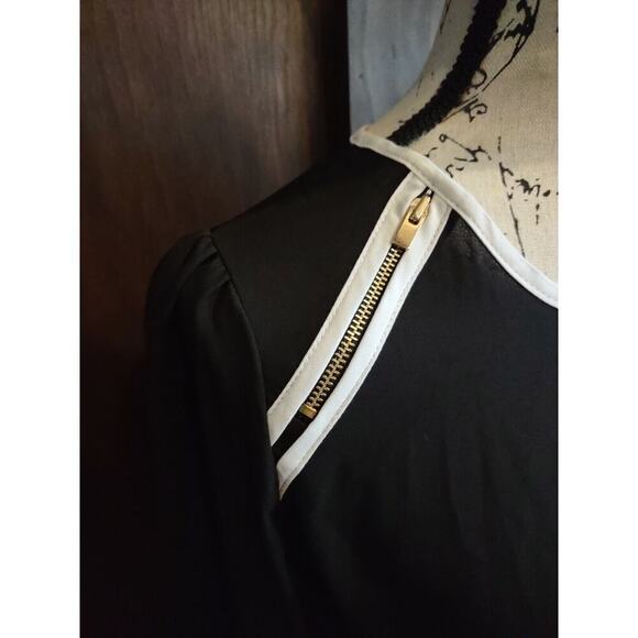 7th Avenue Design Studio NY&Co Black Ruffle Sleeve Blouse Women's Small NEW Zip - Picture 2 of 6